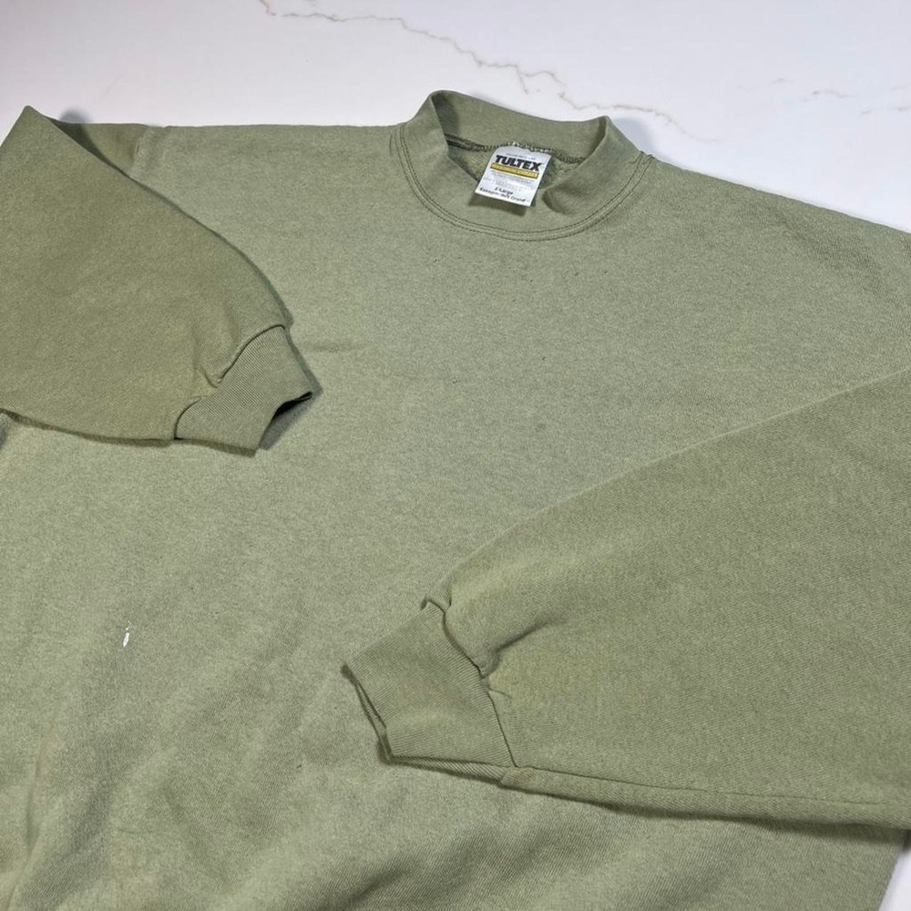 Vintage 90s essential sage green blank crewneck sweatshirt